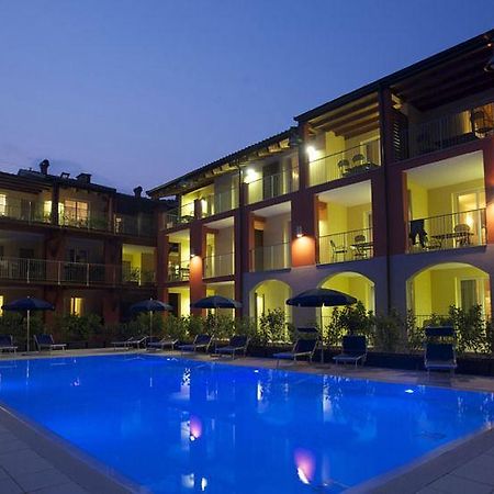 Residence Maroadi Torbole Sul Garda Eksteriør billede