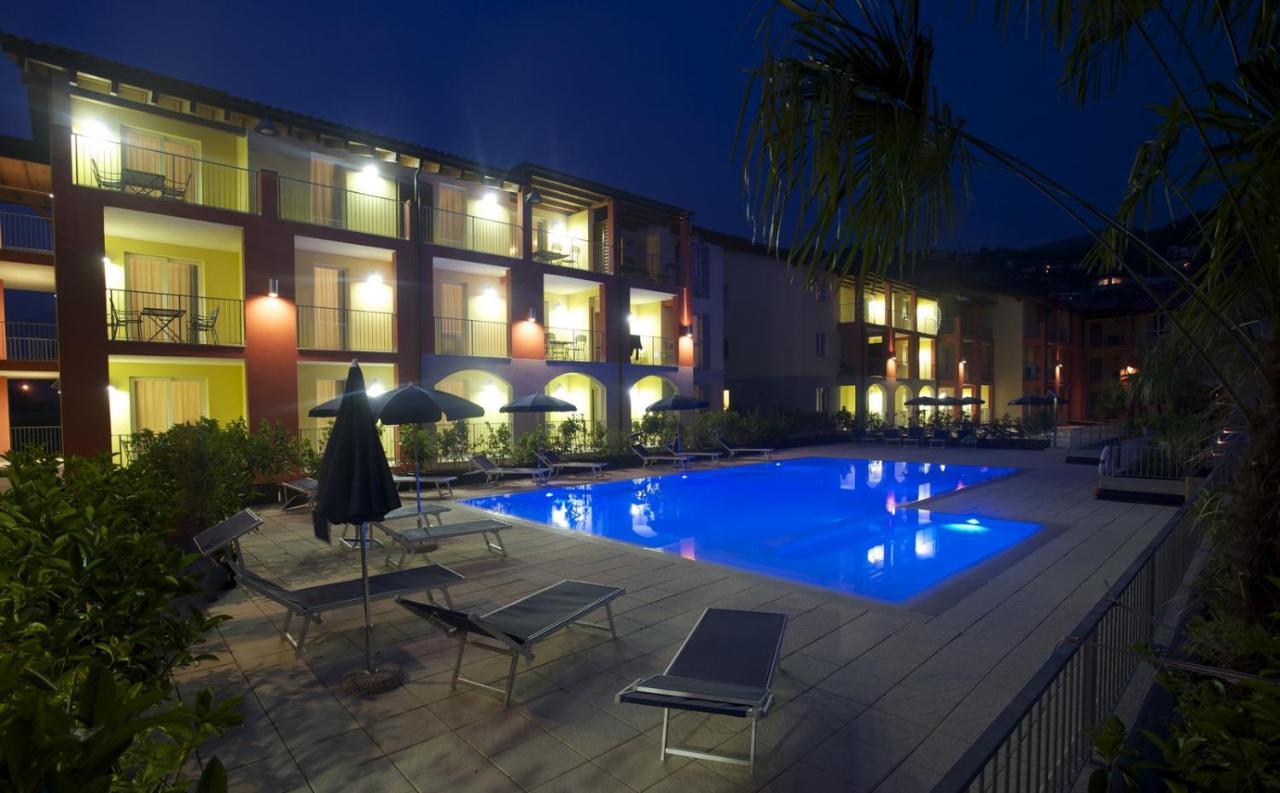Residence Maroadi Torbole Sul Garda Eksteriør billede