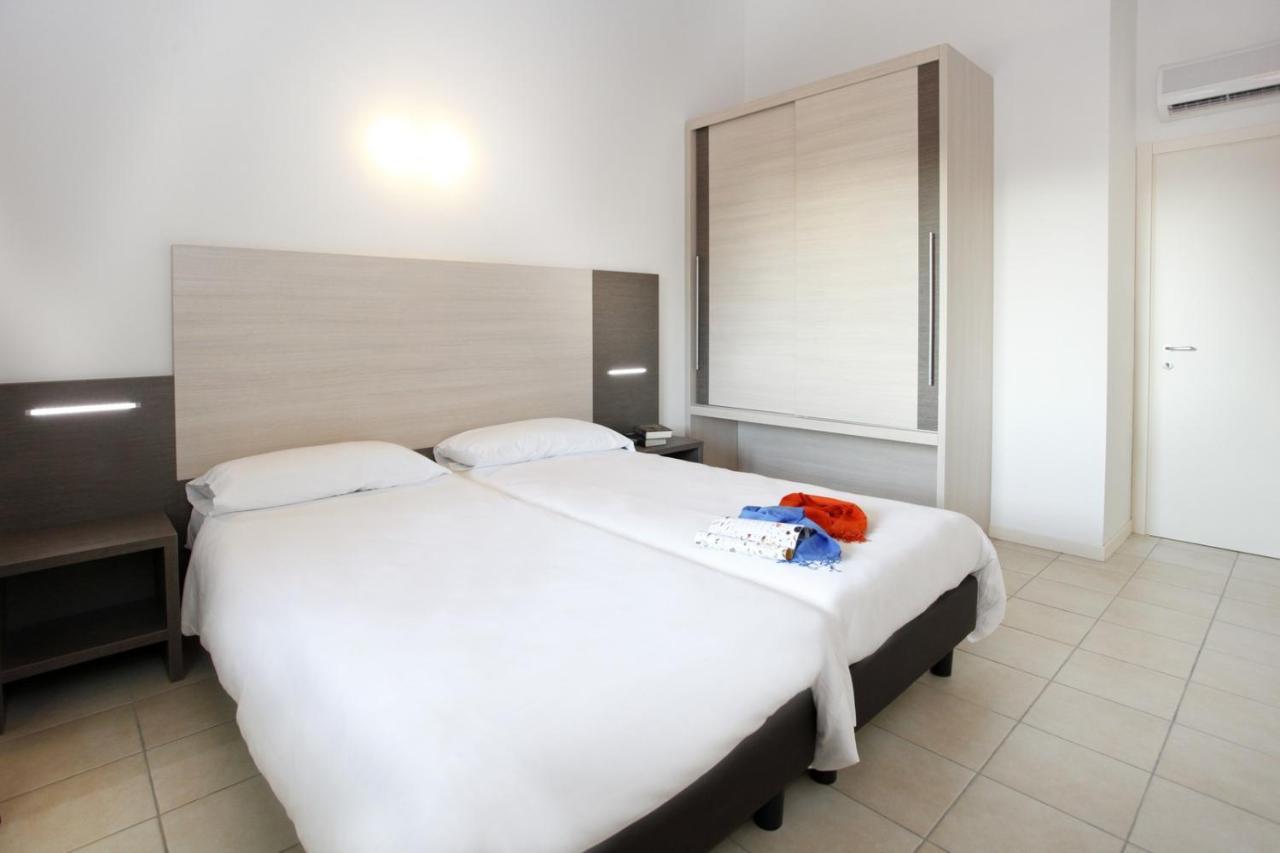 Residence Maroadi Torbole Sul Garda Eksteriør billede