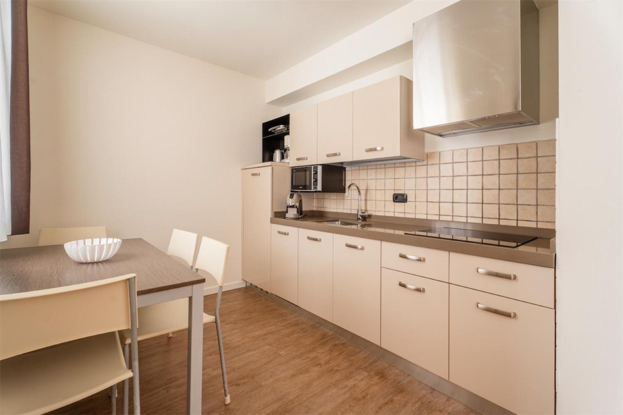 Residence Maroadi Torbole Sul Garda Eksteriør billede